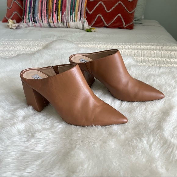 Steve Madden Shoes - Steve Madden Barrie Tan Block Heeled Mules Cognac Size 9 Pointed Toe